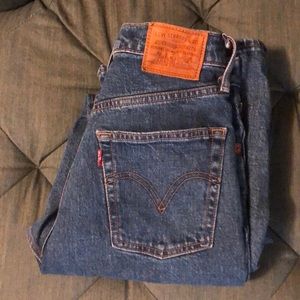 Levi Straight Ribcage Jeans